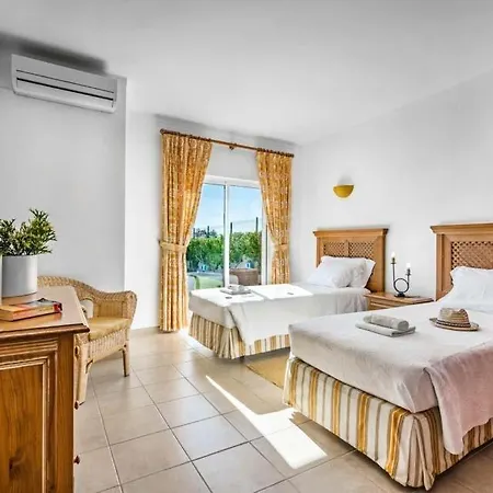 Sao Rafael Sleeps 8 Pool Air Con Wifi *